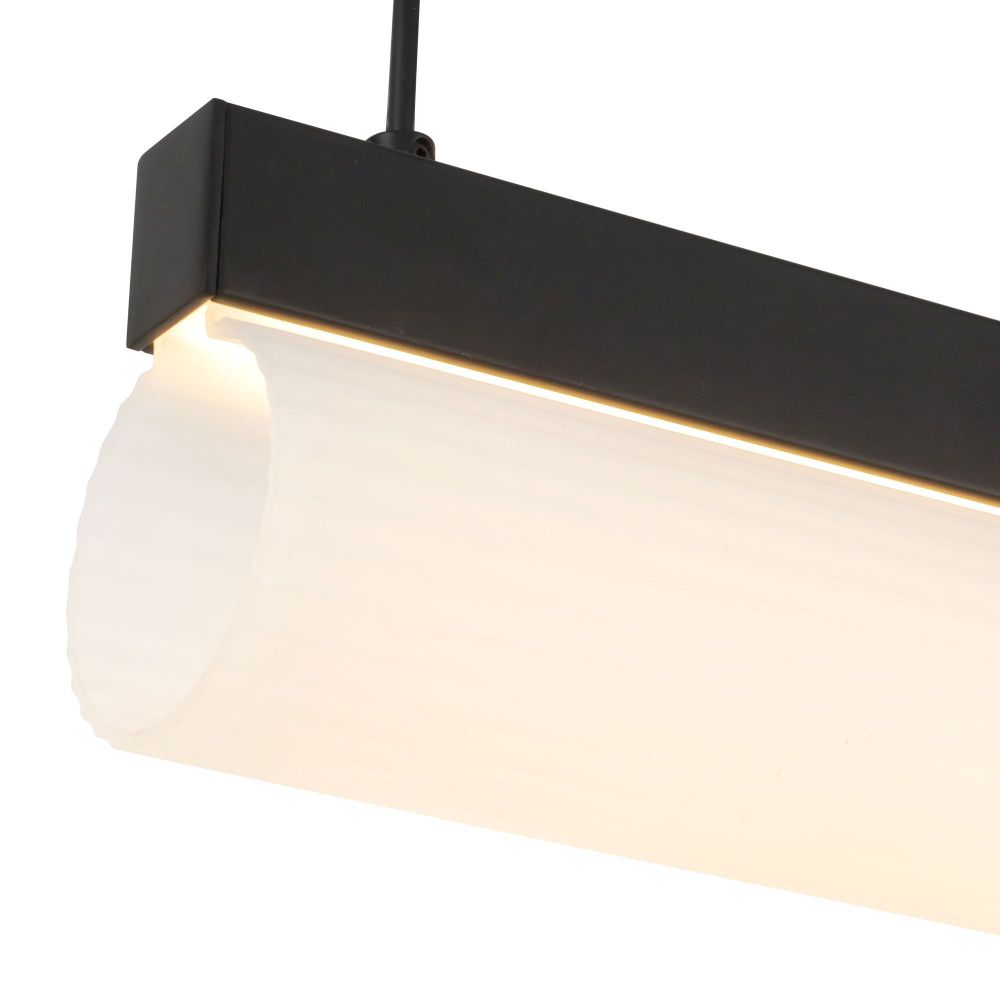 LP13645-BK